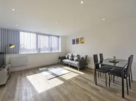 1 Bed Apartment in Central Gravesend w Games Room