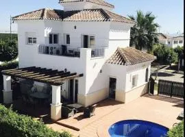 PJA2-LT Bonita Villa localizado en La Torre Golf Resort