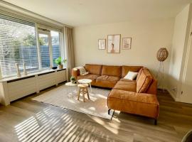 Pura Vida - sfeervol huis met 3 slaapkamers en zonnige tuin, hotel di Gorinchem
