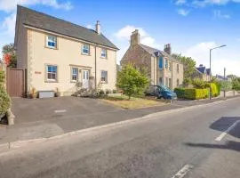 5 Bed in Swinton oc-t32750