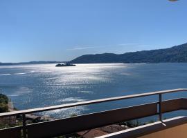 Little Suite Near Lake Maggiore, hotel a Verbania