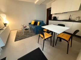Vittorio city apartment, Milano, Centro, hotel a Melzo