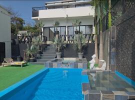 Latinaya, hotel v destinaci Poponguine