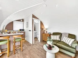 Bonnie Brine With Hot Tub