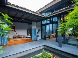 Blue House X Space 丨 Intangible Cultural Heritage Blue Dyeing 丨 Coffee Hostel