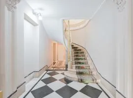 LDV Aparts 7D by MOT Rentals