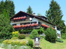 Ferienhof Kühberg mit schönstem Panoramablick، فندق في بلايتشاخ