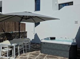 Oceanside Village 2, Hotel in Lagoa