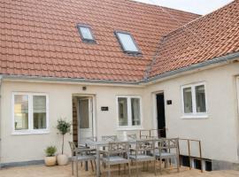 Modern & Unique property in Odense centrum - FREE PARKING, hotel sa Odense