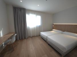 Hotel Iriguibel Arrosadía, hotel a Pamplona