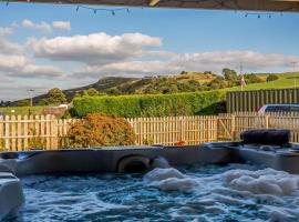 4 Bed in Keighley oc-84040, Hotel in Cowling