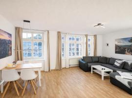 Sebnitz में, होटल HW2B - Urlaubsmagie - Wohlfühlwohnung mit Balkon, Pool, Sauna & Terrasse