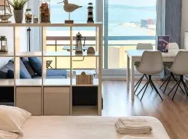 Casiola - Beach Studio with Balcony & Sea View