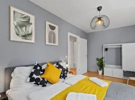 Balcony Apartment I On-Site Parking 19,90 per day