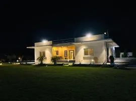 Courtyard Villa