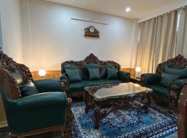 Apartment in Barog, hótel í Barog