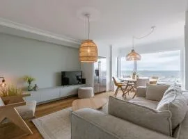 Casiola - Bright & Stylish Apartment Near Beach with Sea view