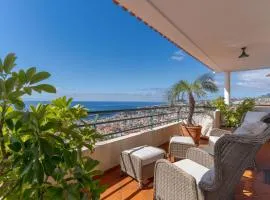 Bom Sucesso View House by Holiday Rental Madeira