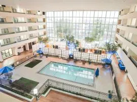 Atrium Hotel and Suites DFW Airport