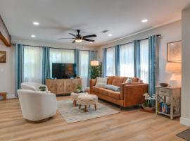 Downtown Modesto Gem! Updated Family Home, Hotel in Modesto
