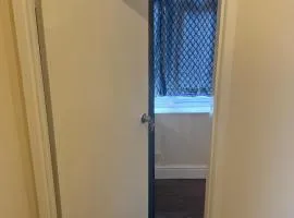 Apartment Sleeps 2 with Parking