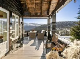 Stryn Mountain Lodge with seaview, near Geiranger