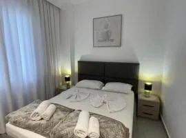 BlueApartman Albánia Qerret 07