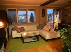 Mustache 3 Room Apt City Center