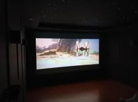 Casa Montes Del Castillo