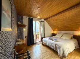 L'espiatet, Hotel in Borce