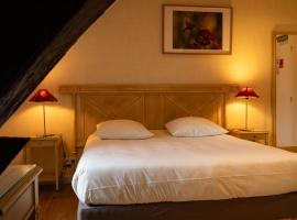 Logis Hôtel L'Orée des Charmes et son restaurant L'évYdenCe, Hotel in Blaisy-Bas