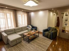 Saryan Street Modern Suite near Opera, Hotel in Jerewan