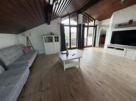 Lindenhof Panorama-Suite, hotel en Hülben