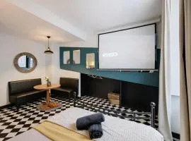 Le Wagon secret - Coeur de ville - Ecran géant - 2 pers