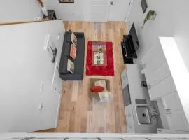 Modern 1BR Loft w Balcony Free Parking Hollywood