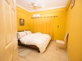 Bestway Premium Courts, hotel di Kwabenya