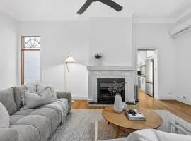 Heritage Stone Cottage, East End, Study, Mezzanine