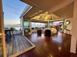 Tahiti Lagoon View - Beautiful Apt with 2 Air-Conditioned Bedrooms