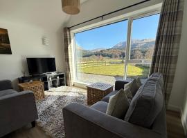 The Gîte in the Highlands, viešbutis mieste Acharra