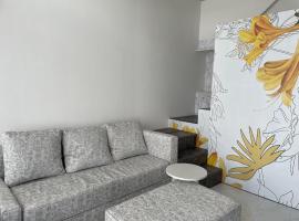 Cozy Group Guest House 5 Min ICE BSD Pets OK, hotel a Tegal