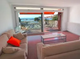 Amplio apartamento de 4 habitaciones en primera línea para 6 personas en Sant Feliu de Guíxols, con Wi-Fi - ES-298-50