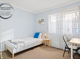 Modern Private Single Room - Centrally Located at Liverpool - Shared Bathroom: Liverpool şehrinde bir otel