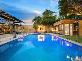 Mokum House Designer Escape with Pool Sauna