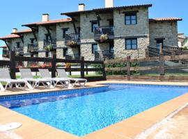 Isla में, होटल Apartamentos Spa Casco Histórico de Isla - ALOJATEISLA