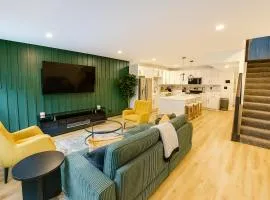 4 Bedroom House Pittsburgh Sleeps 12 Rooftop Patio Garage Near Stadium