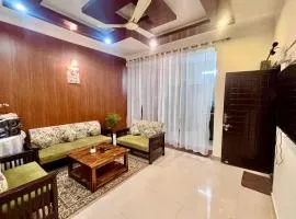 The Olivewood Flat by Jwalpa Retreat