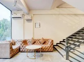 Hotel Emporio a Elite 2 Min Walk From Rapid Metro Station Ghaziabad