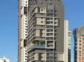 Novíssimo Hub12 Confort - 1Q com Sacada - Próximo Vaca Brava