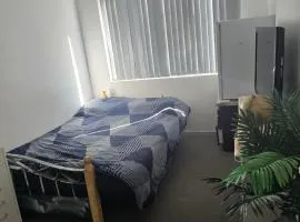 Basic Room Budget Accomodation Baldivis