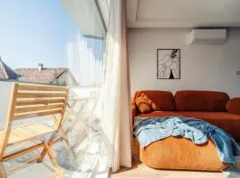 Zara Garden Apartment